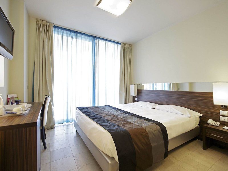Mercure Rimini Lungomare 30 - Room Example