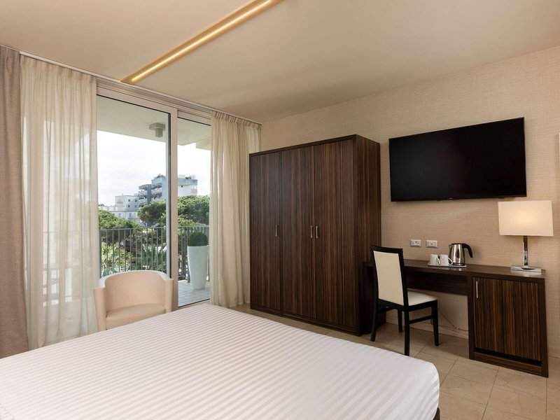 Mercure Rimini Lungomare 32 - Room Example