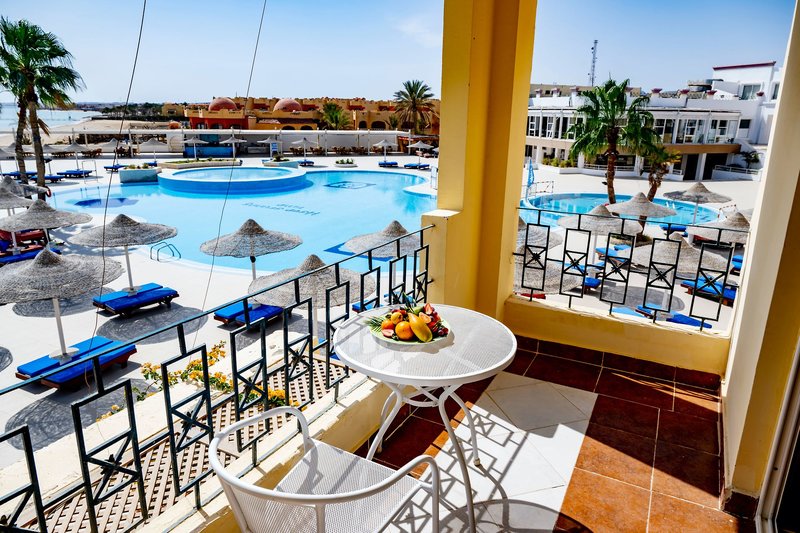 Blue Reef Sea Resort 14