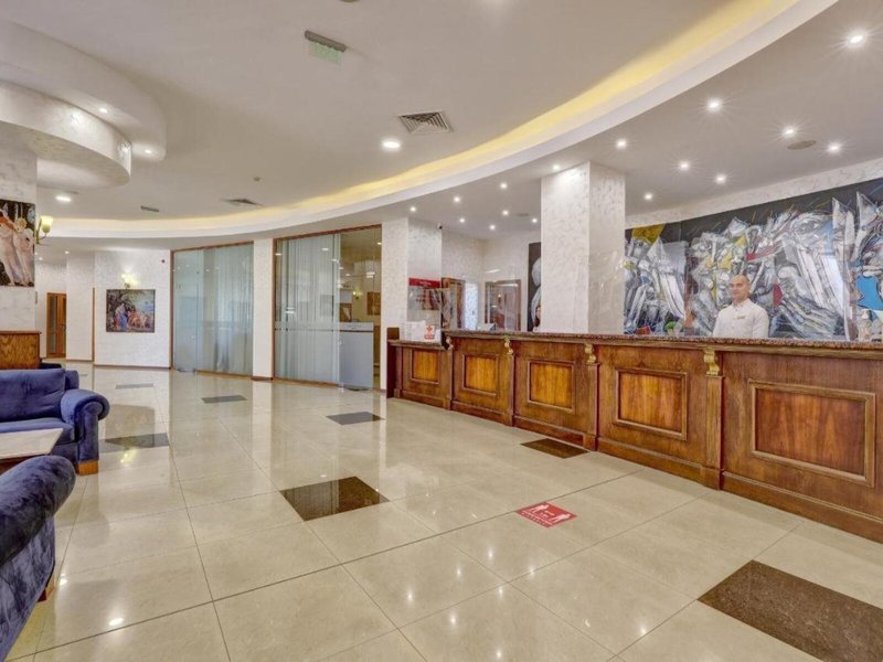 Central 10 - Lounge / Lobby