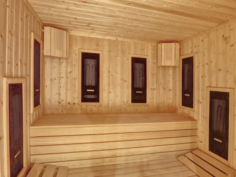 Central 24 - Health & Beauty