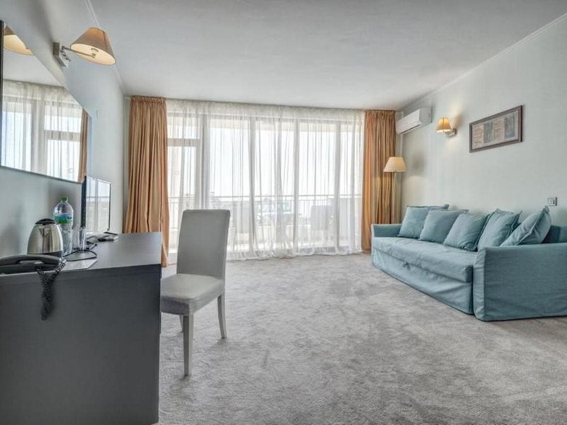 Central 25 - Room Example