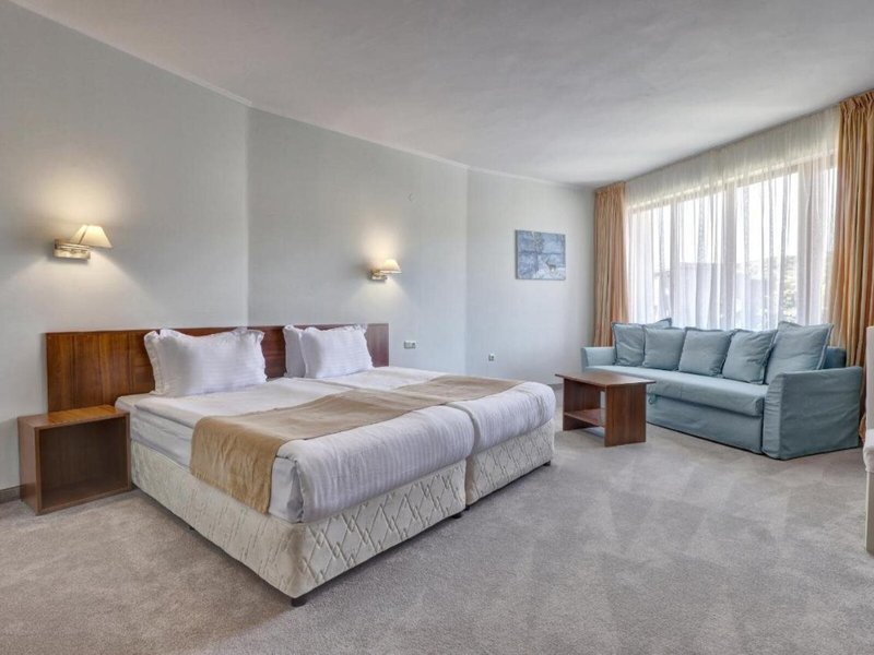 Central 32 - Room Example