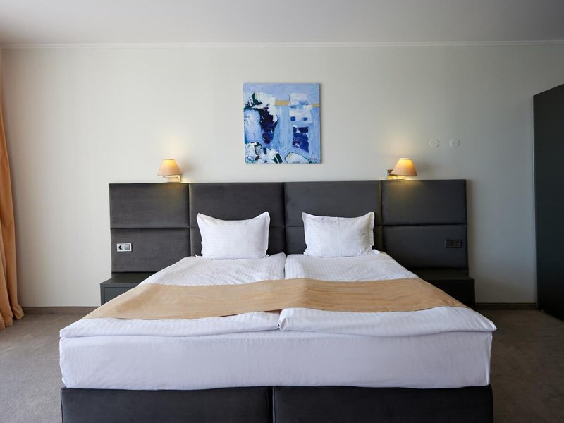 Continental Hotel 11