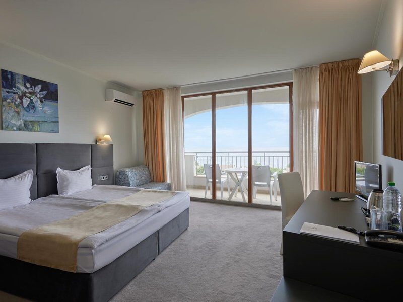 Continental Hotel 17