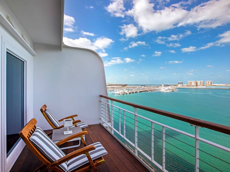 Queen Elizabeth 2 39