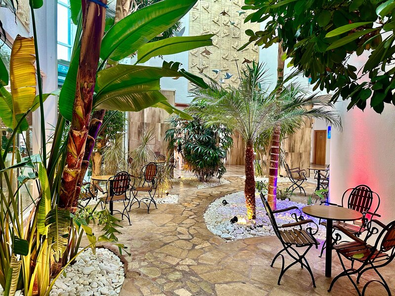 Blue Wave Suite Hotel 25