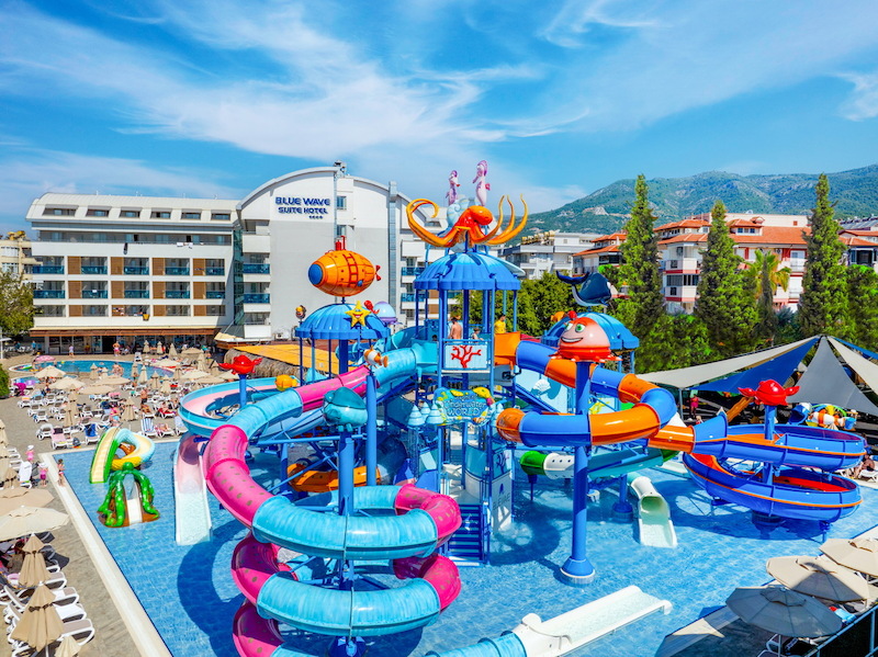 Blue Wave Suite Hotel 46