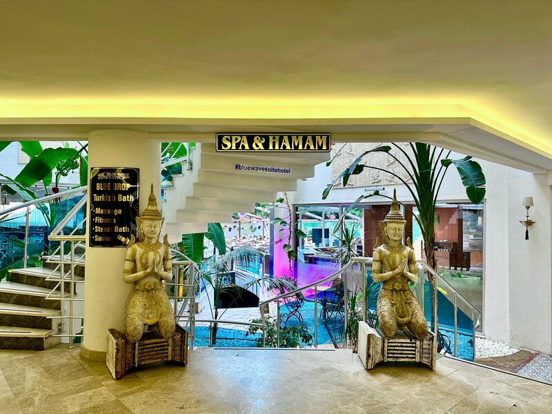 Blue Wave Suite Hotel 16