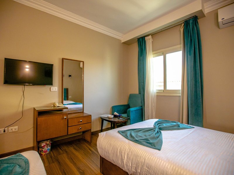 Pyramids Oasis Hotel 17