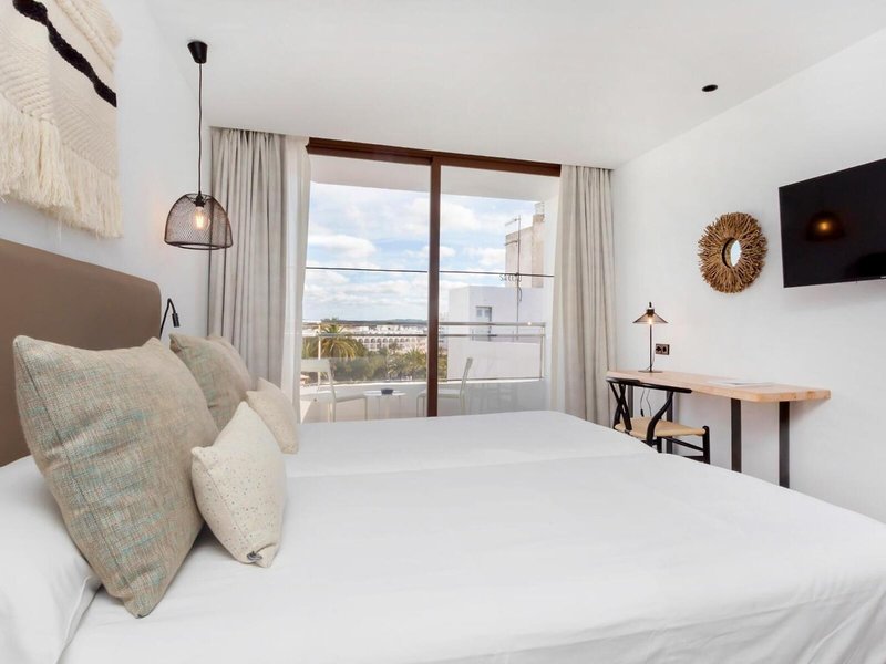 Hotel Sa Clau by Mambo 11