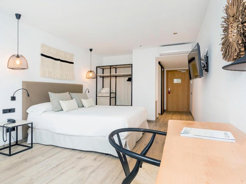 Hotel Sa Clau by Mambo 14