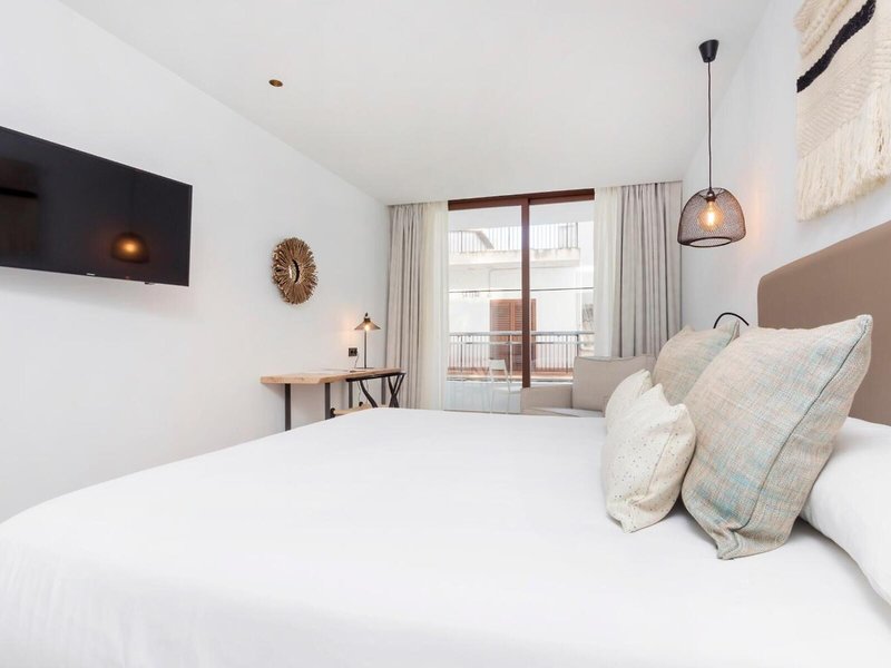 Hotel Sa Clau by Mambo 16