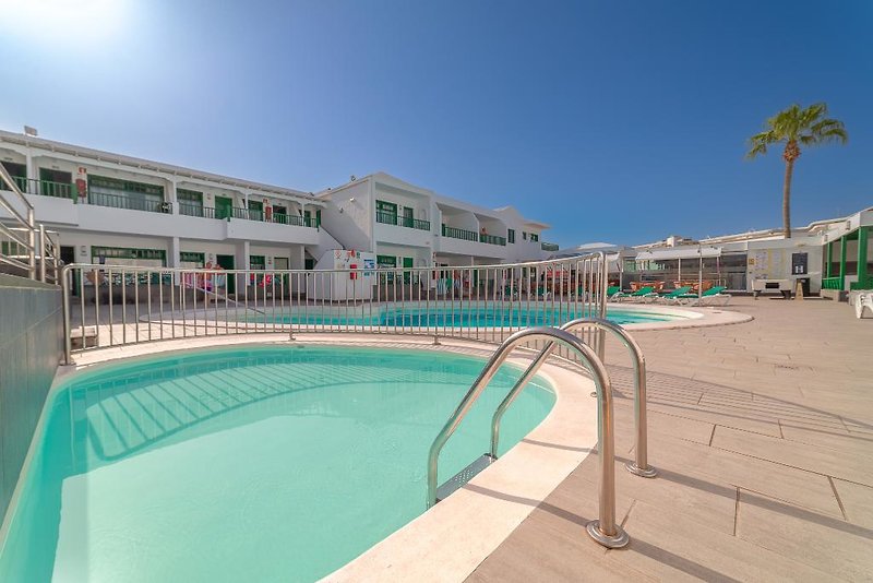 Apartamentos Elena 4