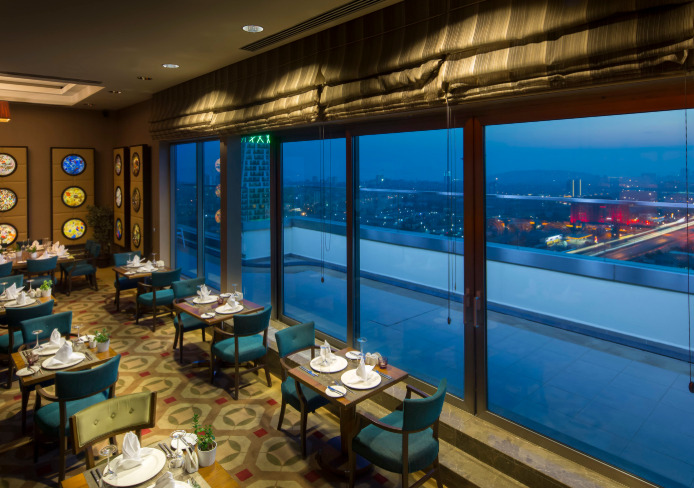 Titanic Business Kartal 6