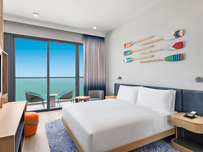 Hampton by Hilton Marjan Island Resort 3
