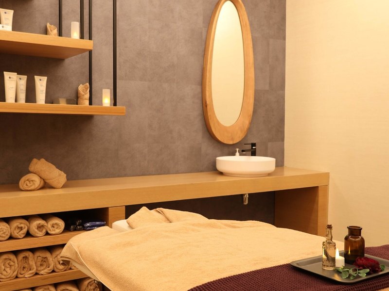 Hampton by Hilton Marjan Island 22