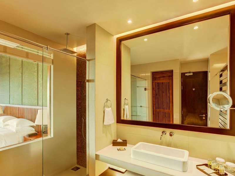 DoubleTree by Hilton Weerawila Rajawarna Resort 45