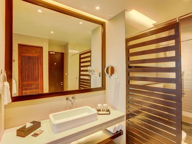 DoubleTree by Hilton Weerawila Rajawarna Resort 46