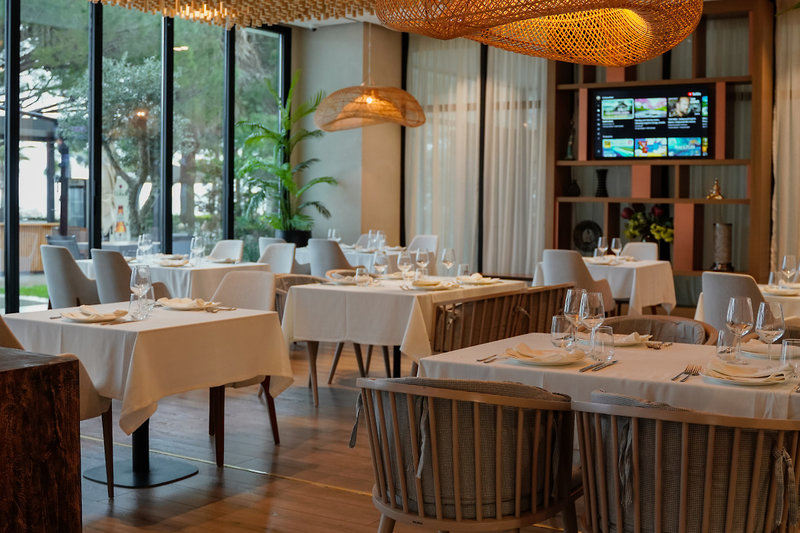 Supreme Hotel & Spa 10