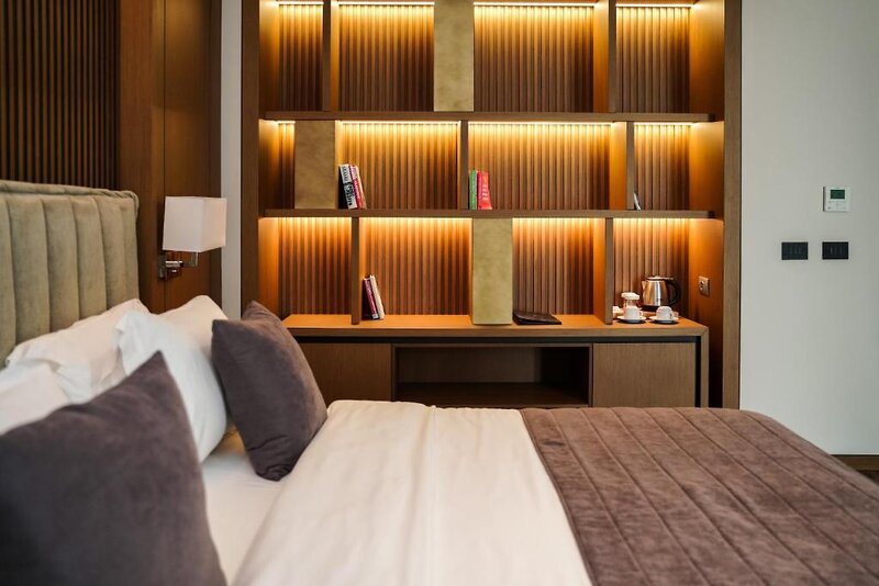 Supreme Hotel & Spa 19