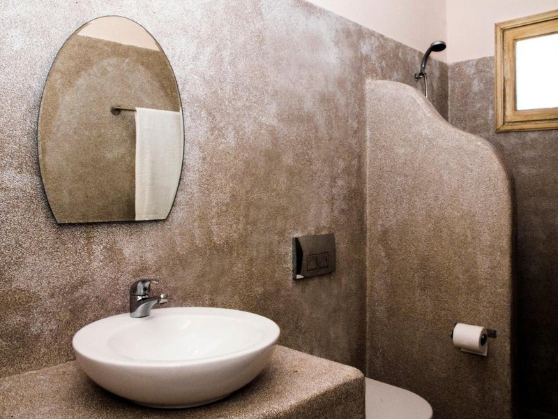Olia 26 - Bathroom Example