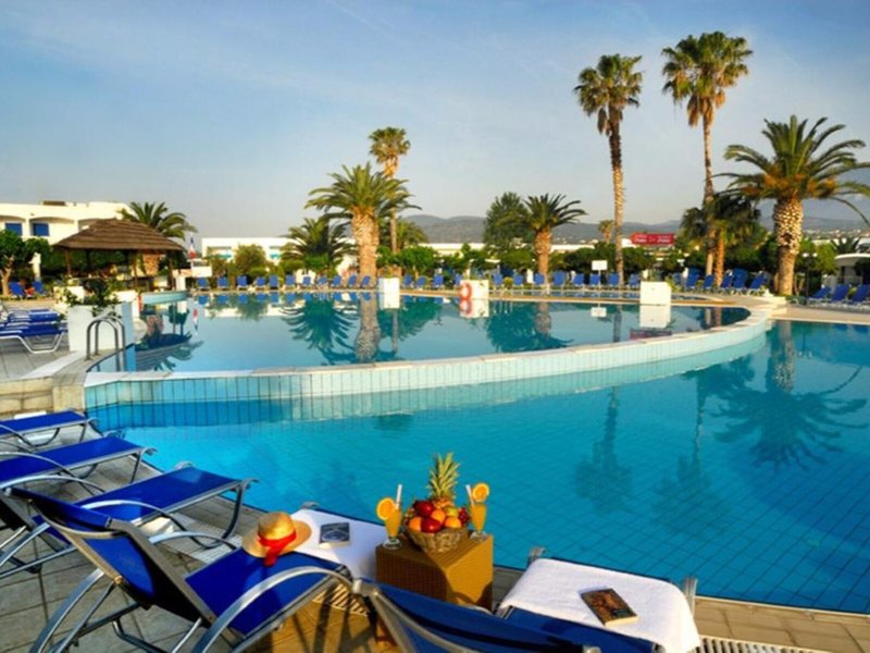 Kinetta Beach Resort & Spa 6