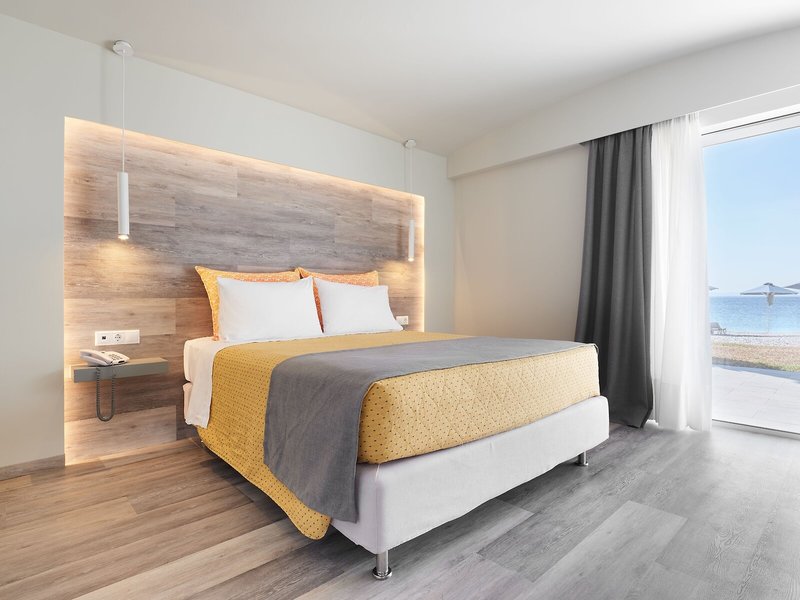 Kinetta Beach Resort & Spa 48