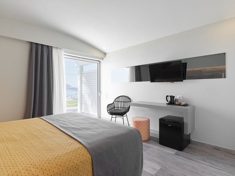 Kinetta Beach Resort & Spa 49