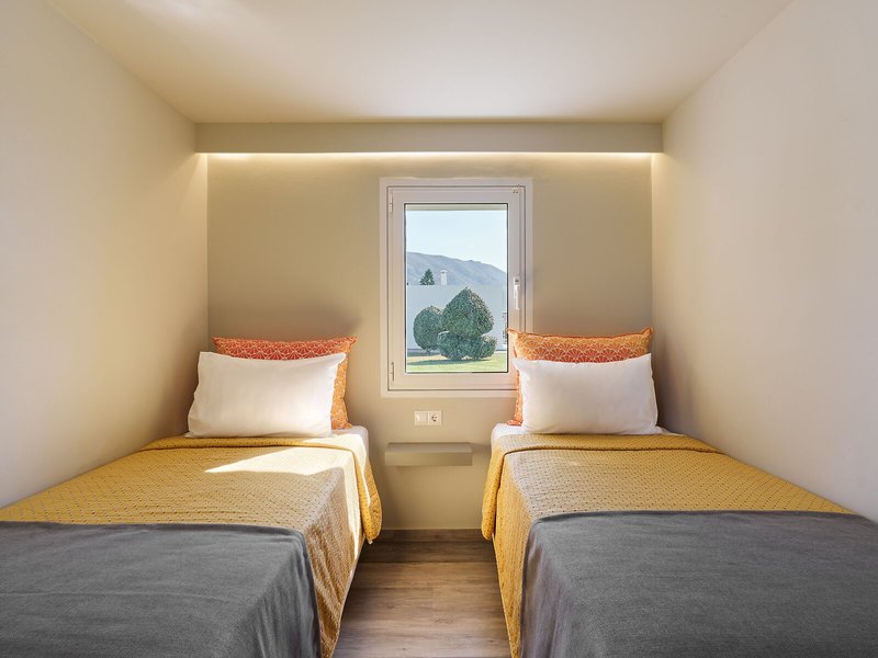 Kinetta Beach Resort & Spa 50