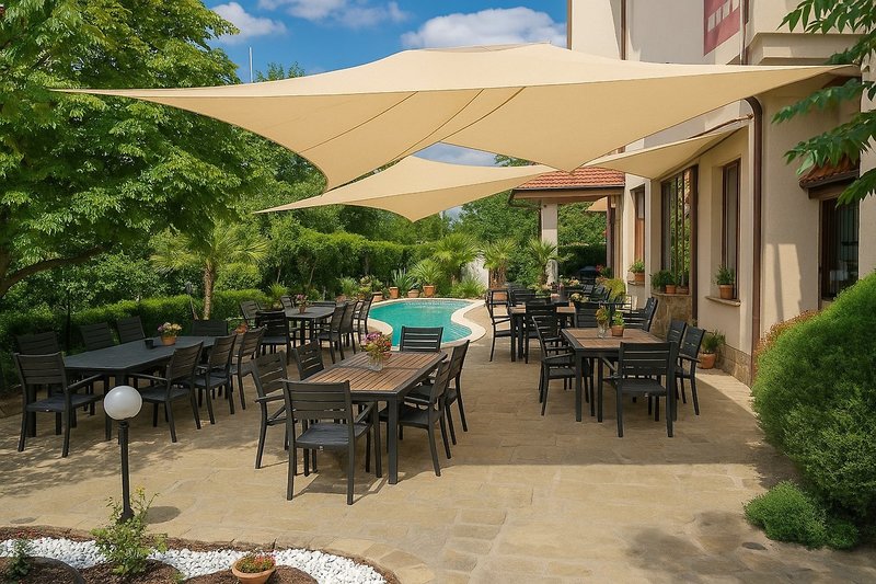 Hotel Yuzhni Noshti 3