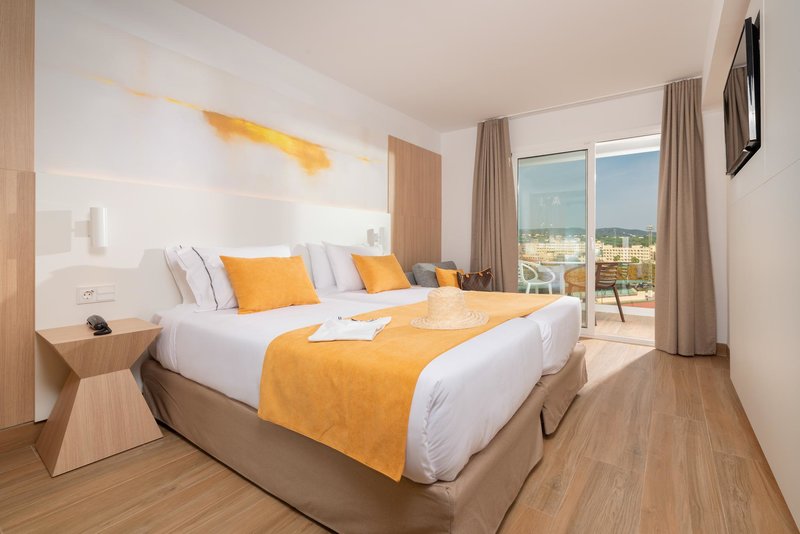 L´Azure Hotel  14