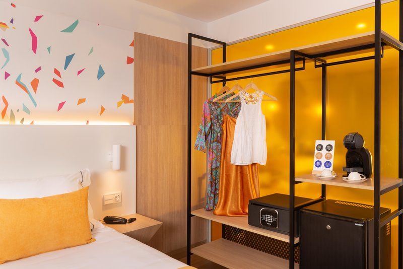 L´Azure Hotel  67