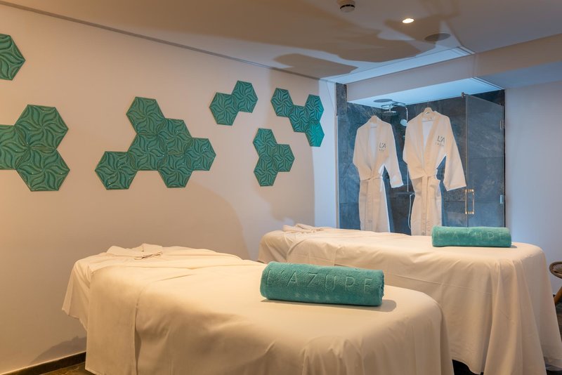 L'Azure Hotel 25