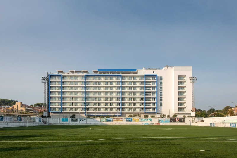 L'Azure Hotel 58