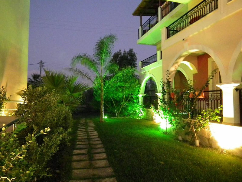 Majestic Hotel & Spa 7