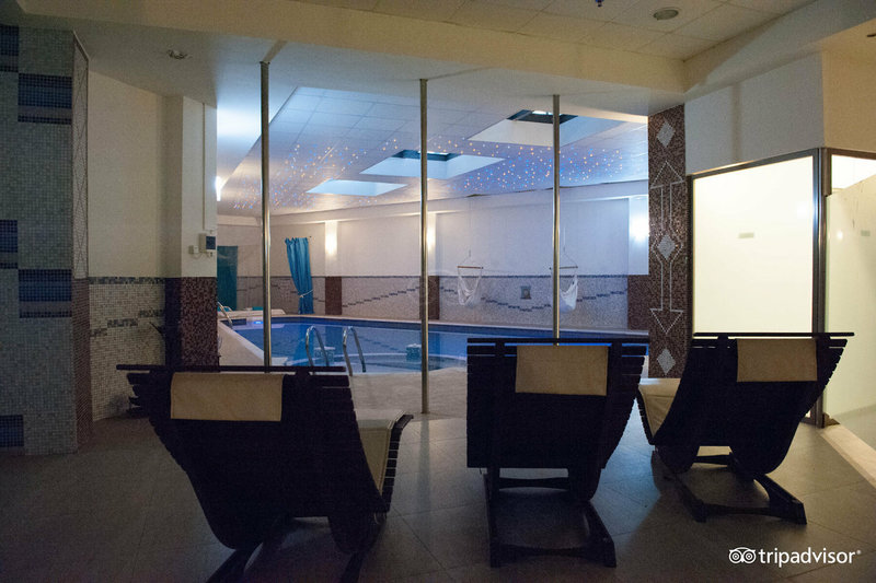 Majestic Hotel & Spa 8