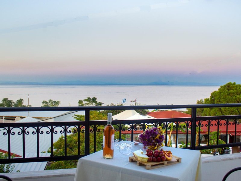 Tsambikos Apartments 9