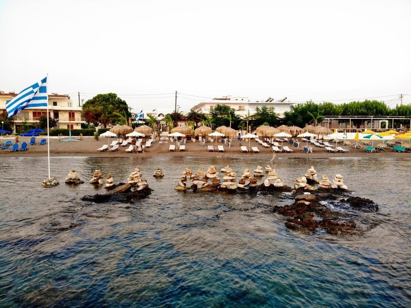 Tsambikos Apartments 13