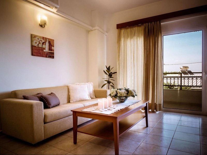Tsambikos Apartments 39