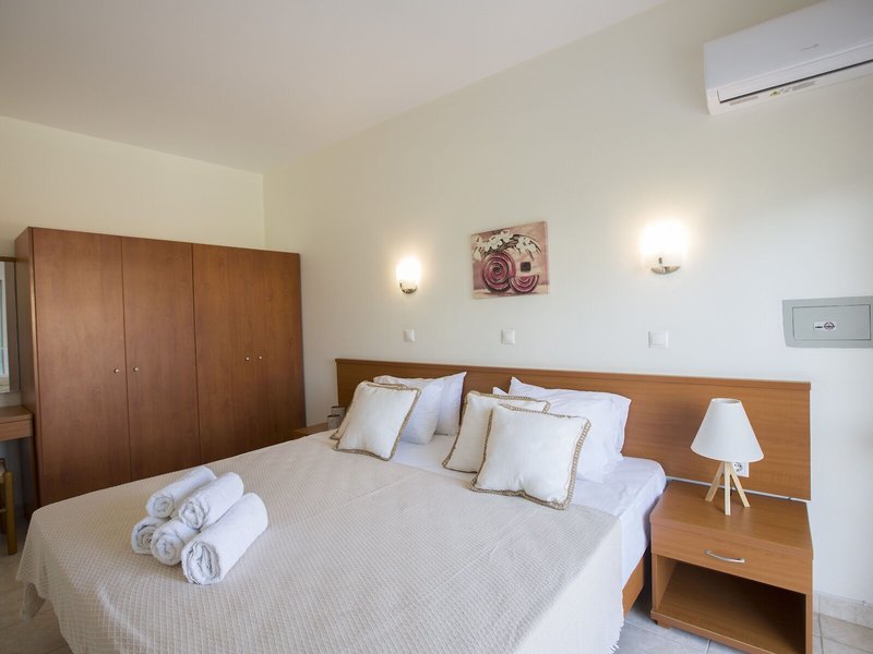 Tsambikos Apartments 45