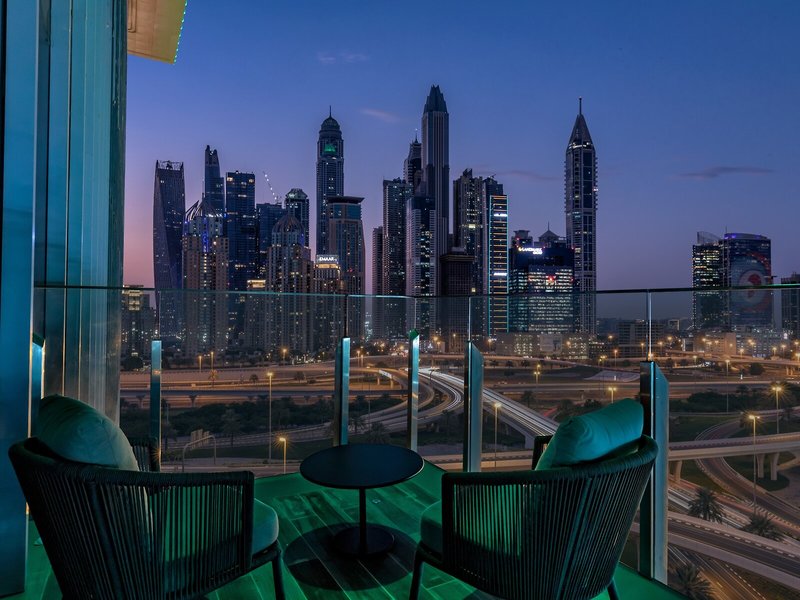 Taj Jumeirah Lakes Towers 2