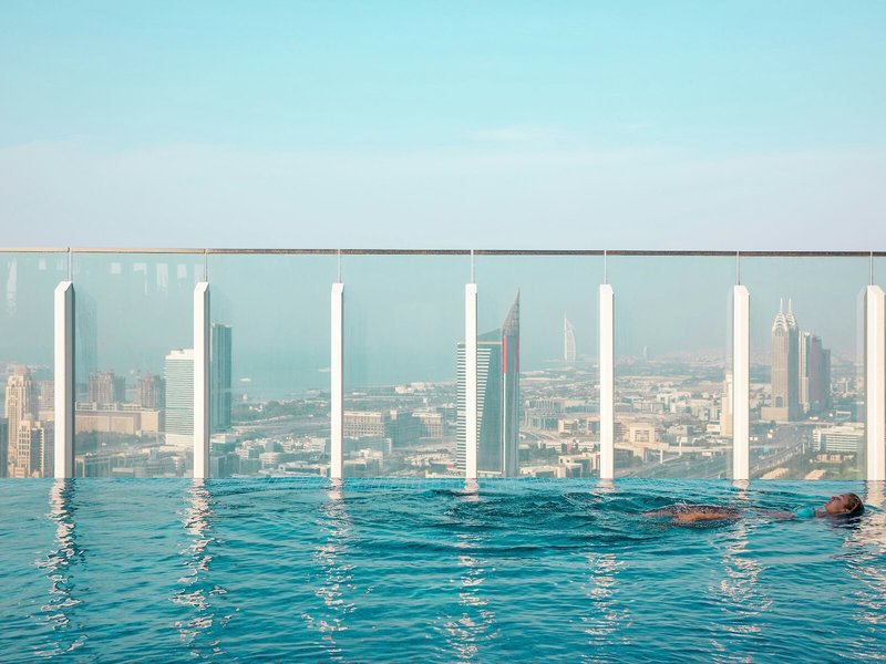 Taj Jumeirah Lakes Towers 3