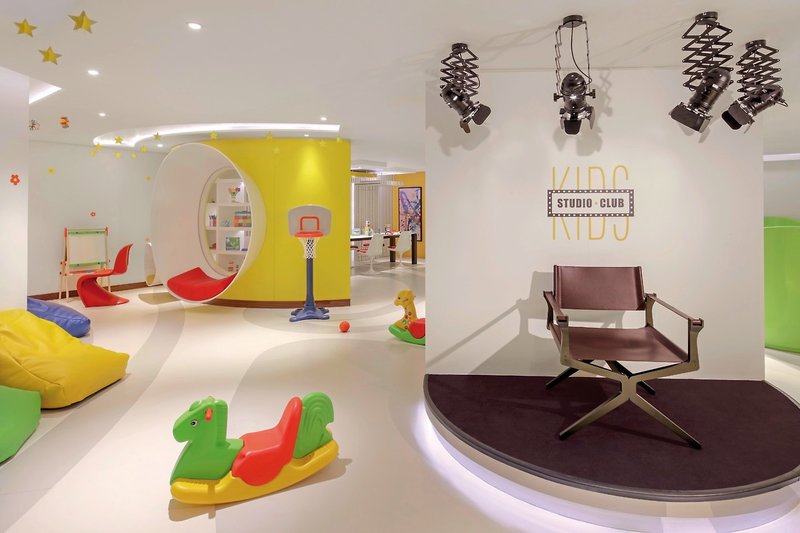 Paramount Hotel Dubai 11