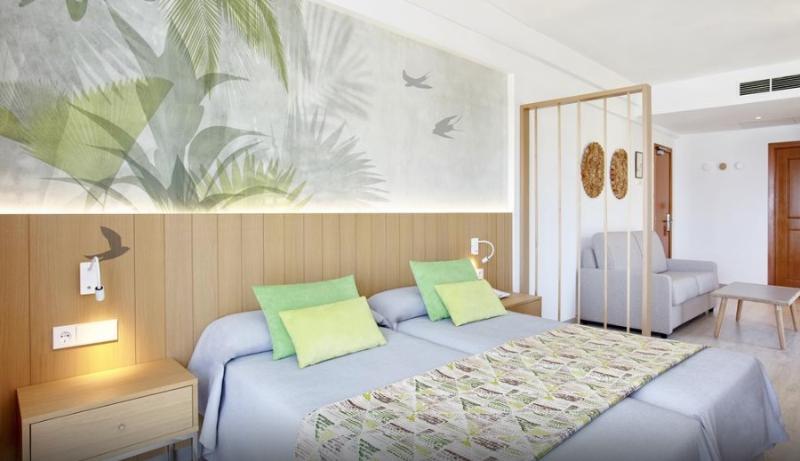 Universal Hotel Castell Royal 14