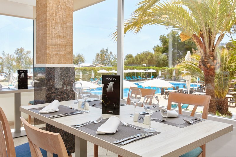 Universal Hotel Castell Royal 12