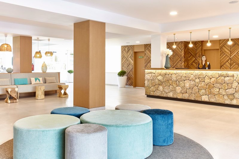 Universal Hotel Castell Royal 13
