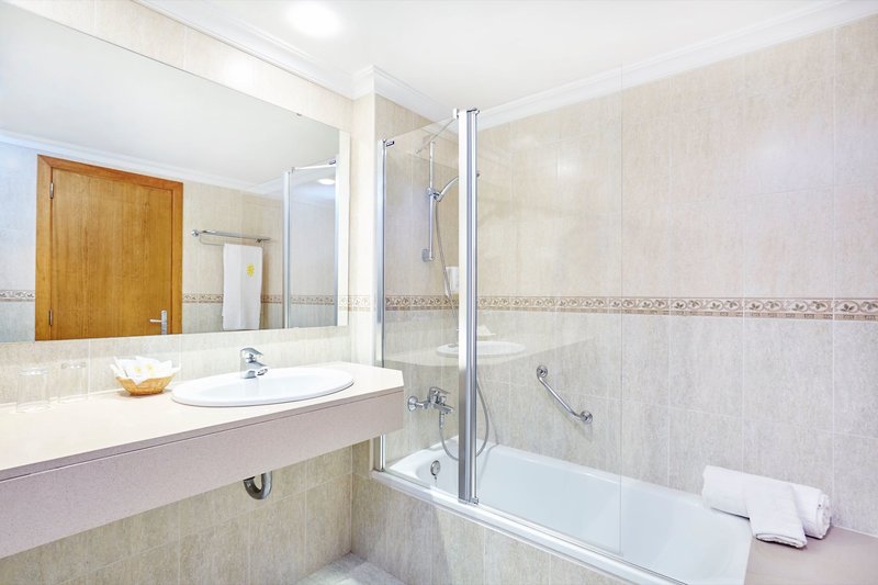 Universal Hotel Castell Royal 16