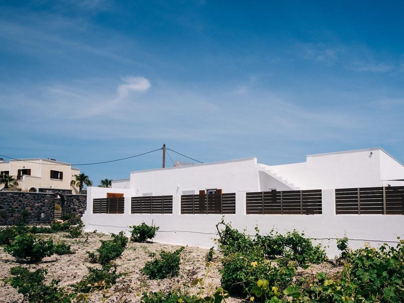 Mesanto Luxury Suites 2