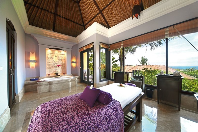 Ayana Komodo Resort 10